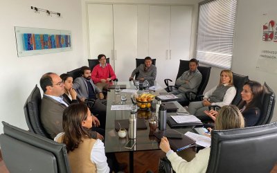 Directivos del Ccif reciben a integrantes del Frigorifico.